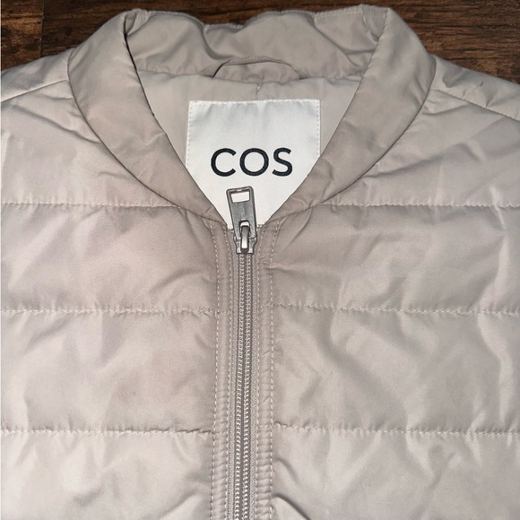 COS MEN’S GREY LINER VEST - Picture 6 of 6